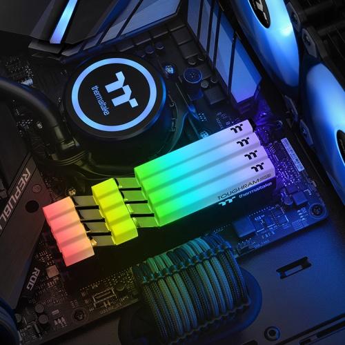 Thermaltake TOUGHRAM RGB MemoryDDR4 3600MHz